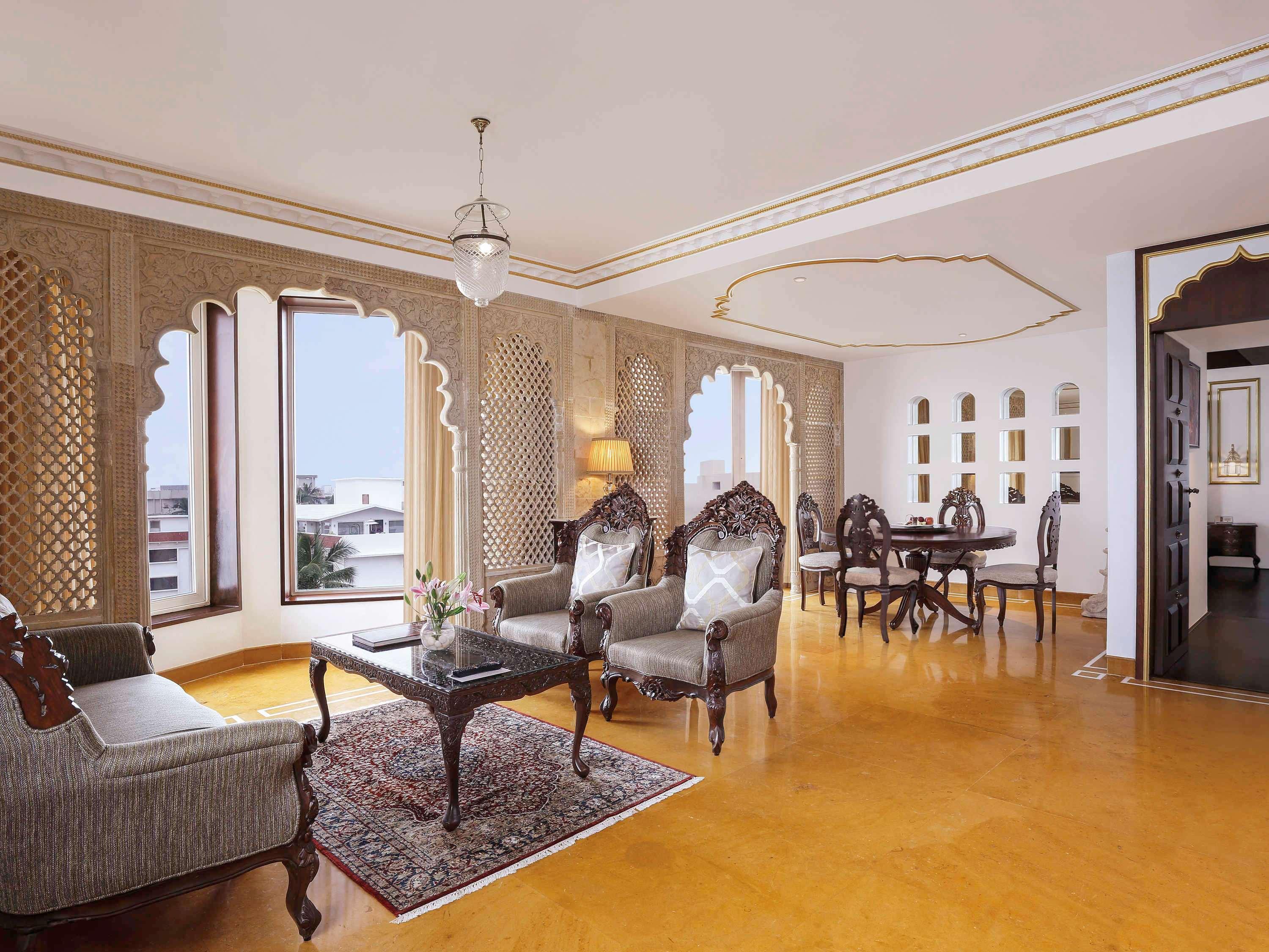Novotel Mumbai Juhu Beach Ngoại thất bức ảnh A suite at the Taj Mahal Palace