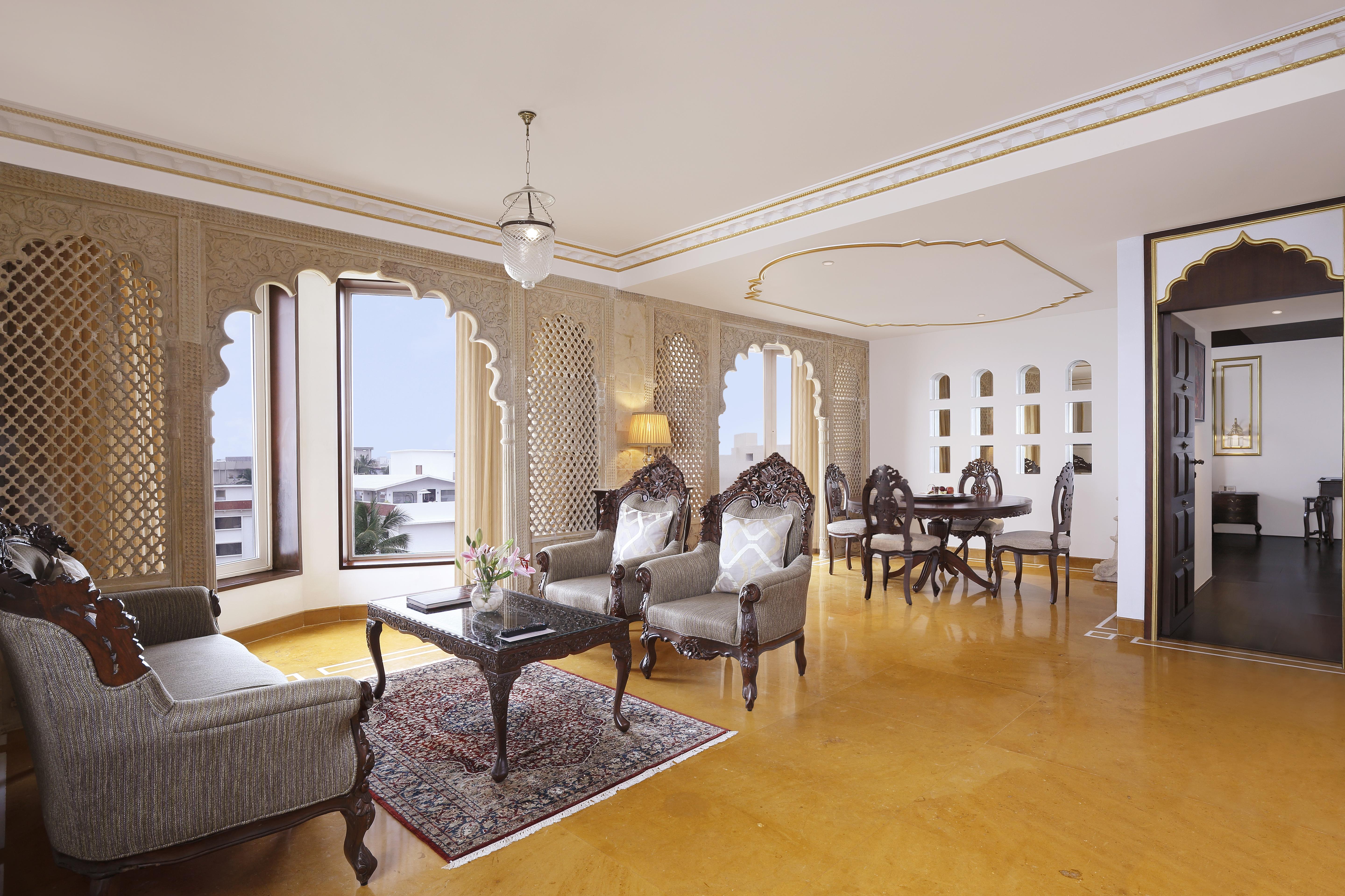 Novotel Mumbai Juhu Beach Ngoại thất bức ảnh A suite at the Taj Mahal Palace